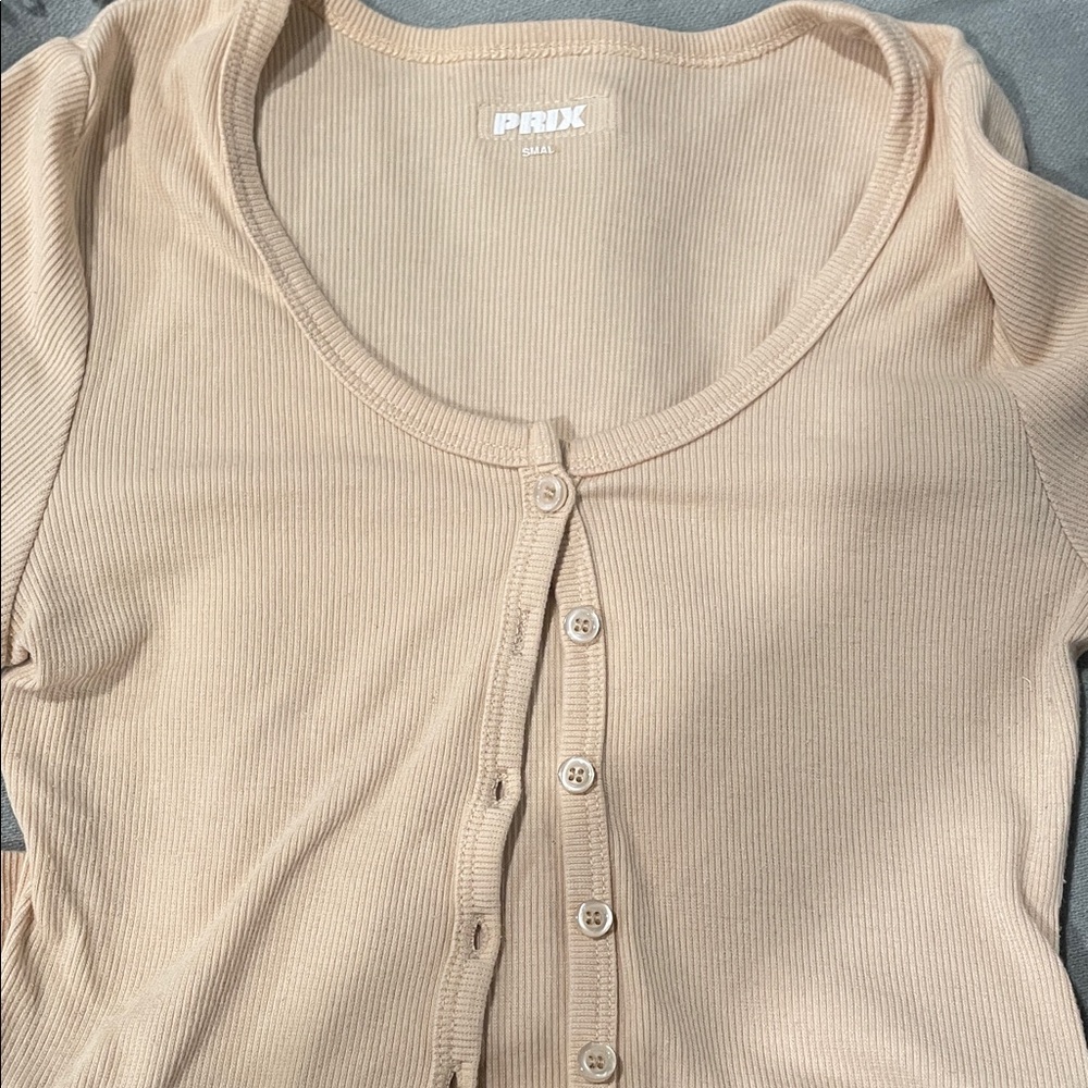 Prix Cardigan and Cream Shorts Set - Picture 2 of 5
